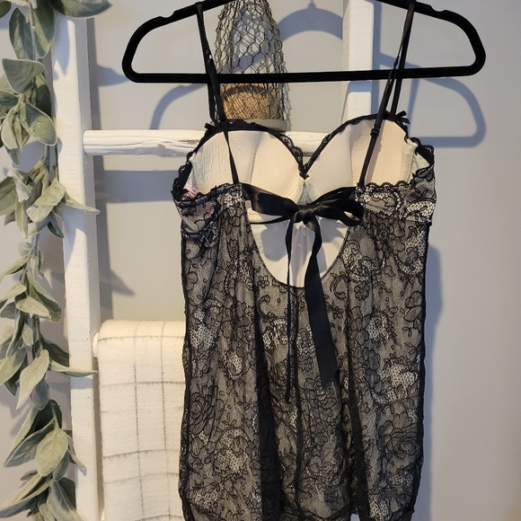 VS Lingerie - Picture 8 of 8